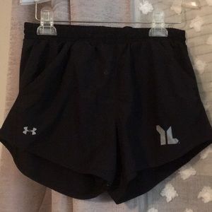 Under Armoir heatgear Shorts